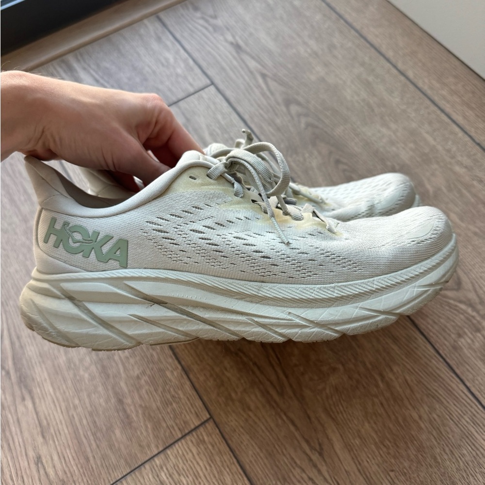 Hoka Clifton 8 Green